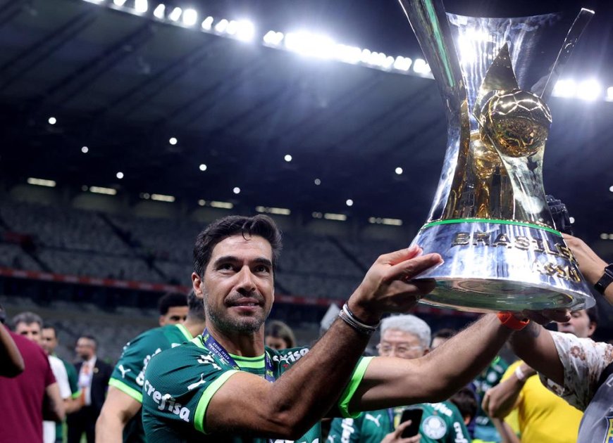 Abel Ferreira renova com o Palmeiras até dezembro de 2025